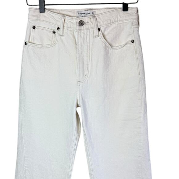 Abercrombie Women’s Sz 2 / 26 The ‘90’s Relaxed Jeans High Rise - Picture 2 of 6